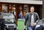 Amsterdam 14 mei 2021
Quincy Schellevis met zijn dochter in Amsterdam zuid