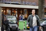 Amsterdam 14 mei 2021
Quincy Schellevis met zijn dochter in Amsterdam zuid