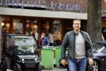 Amsterdam 14 mei 2021
Quincy Schellevis met zijn dochter in Amsterdam zuid