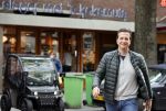 Amsterdam 14 mei 2021
Quincy Schellevis met zijn dochter in Amsterdam zuid