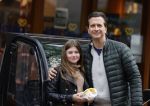 Amsterdam 14 mei 2021
Quincy Schellevis met zijn dochter in Amsterdam zuid