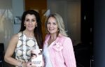 Amsterdam 14 mei 2021
Quinty Trustfull krijgt uit handen van Esther Kreukniet heet eerste boek . Vindt plaats in het consorvatorium hotel.