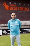 Utrecht 16 mei 2021
Eerste dag van de Sneijder Acadamy . De voetbalschool wordt geleid door Wesley Sneijder Rodney Sneijder  Tarik Divarci en Reduan Diba . Ze trainen op de velden van DHSC. Ook de zoon van Wesley Jessey traint mee.