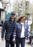 Amsterdam/ Amstelveen  10 april 2021
Ruud Gullit en zijn vriendin Karin de Rooij op de cornelis schuytstraat. Ze hebben samen een appartement in Amstelveen