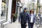 Amsterdam/ Amstelveen  10 april 2021
Ruud Gullit en zijn vriendin Karin de Rooij op de cornelis schuytstraat. Ze hebben samen een appartement in Amstelveen