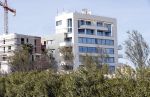 Ibiza 23 april 2021
Ruud Gullit en Estelle Cruijff hebben allebei een appartement in dit complex . Het appartement van Estelle staat te koop