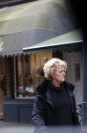 Amsterdam 7 april 2021
Simone Kleinsma doet boodschappen op de cornelis schuytstraat en gaat daarna naar de voetpedicure