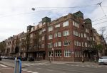 Amsterdam 7 april 2021
Simone Kleinsma doet boodschappen op de cornelis schuytstraat en gaat daarna naar de voetpedicure. Oude huis / appartement van Simone Kleinsma waar ze woonde met haar man Guus Verstraete