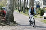 Bergen 19 april 2021
Sonja Bakker fietst op haar mountainbike naar huis