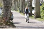 Bergen 19 april 2021
Sonja Bakker fietst op haar mountainbike naar huis
