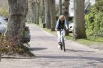 Bergen 19 april 2021
Sonja Bakker fietst op haar mountainbike naar huis