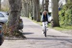 Bergen 19 april 2021
Sonja Bakker fietst op haar mountainbike naar huis