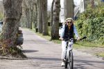 Bergen 19 april 2021
Sonja Bakker fietst op haar mountainbike naar huis