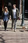 Amsterdam 17 april 2021
Stephanie Tency en haar vriend Mark op straat in Amsterdam zuid.