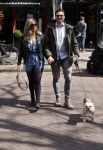 Amsterdam 17 april 2021
Stephanie Tency en haar vriend Mark op straat in Amsterdam zuid.