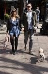 Amsterdam 17 april 2021
Stephanie Tency en haar vriend Mark op straat in Amsterdam zuid.