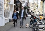 Amsterdam 17 april 2021
Stephanie Tency en haar vriend Mark op straat in Amsterdam zuid.