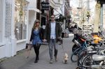 Amsterdam 17 april 2021
Stephanie Tency en haar vriend Mark op straat in Amsterdam zuid.
