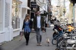 Amsterdam 17 april 2021
Stephanie Tency en haar vriend Mark op straat in Amsterdam zuid.