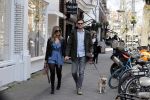 Amsterdam 17 april 2021
Stephanie Tency en haar vriend Mark op straat in Amsterdam zuid.