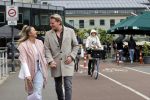 Amsterdam 15 mei 2021
Thomas Berge met zijn nieuwe vriendin Elianne Zweipfenning in het centrum van Amsterdam.