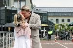 Amsterdam 15 mei 2021
Thomas Berge met zijn nieuwe vriendin Elianne Zweipfenning in het centrum van Amsterdam.