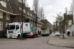Amsterdam / Huizen 8 april 2021
Tom Egbers en janke Dekker verhuizen van Amsterdam naarHuizen . Een verhuisbedrijf verzorgt de verhuizing van het oude naar nieuwe huis.