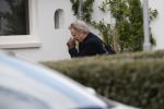Amsterdam / Huizen 8 april 2021
Tom Egbers en janke Dekker verhuizen van Amsterdam naarHuizen . Een verhuisbedrijf verzorgt de verhuizing van het oude naar nieuwe huis.