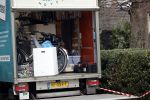 Amsterdam / Huizen 8 april 2021
Tom Egbers en janke Dekker verhuizen van Amsterdam naarHuizen . Een verhuisbedrijf verzorgt de verhuizing van het oude naar nieuwe huis.