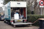 Amsterdam / Huizen 8 april 2021
Tom Egbers en janke Dekker verhuizen van Amsterdam naarHuizen . Een verhuisbedrijf verzorgt de verhuizing van het oude naar nieuwe huis.