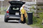 Bergen 19 april 2021
Youp v t Hek en zijn vrouw Debbie Petter wonen een groot gedeelte van het jaar in hun huis in Bergen
