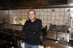Sint Willebrord 7 mei 2021
Yousef Barakat in zijn snackbar.