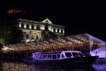 Amsterdam 5 mei 2022
5 mei concert op de amstel bij Carre met oa aanwezig Koning Willem Alexander en Koningin Maxima .