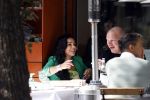 Amsterdam 23 april 2022
Amanda Balk met haar nieuwe vriend Edward den Hollander in Amsterdam bij Ferilli. Ze kwamen aanrijden met zijn Rolls Royce