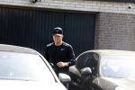 Mijdrecht 11 mei 2022
Andre Hazes vertrekt vanaf het huis van zijn moeder Rachel om te gaan sporten .