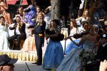 Maastricht 27 april 2022
Koningsdag wordt dit jaar in Maastricht gevierd . Aanwezig Koning Willem Alexander Koningin Maxima Prinses Amalia Prinses Alexia Prinses Ariane Prins Constantijn Prinses Laurentien Prins Maurits Prinses Marilene Prins Bernhard Prinses Annette Prins Floris Prinses Aimee Prins Pieter Christiaan en Prinses Annette. Andre Rieu
