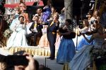 Maastricht 27 april 2022
Koningsdag wordt dit jaar in Maastricht gevierd . Aanwezig Koning Willem Alexander Koningin Maxima Prinses Amalia Prinses Alexia Prinses Ariane Prins Constantijn Prinses Laurentien Prins Maurits Prinses Marilene Prins Bernhard Prinses Annette Prins Floris Prinses Aimee Prins Pieter Christiaan en Prinses Annette. Andre Rieu