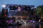 Amsterdam 5 mei 2022
5 mei concert op de amstel bij Carre met oa aanwezig Koning Willem Alexander en Koningin Maxima . Anita Meyer