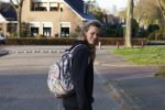 Ijhorst Staphorst 19 april 2022
Anne Lok vertrekt vanaf haar huis naar het stadhuis van Staphorst