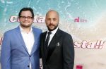 Amsterdam 20 april 2022
Premiere Costa in Tuschinski. Castleden oa , Katja Schuurman Abbey Hoes Soy Kroon Stephanie v Eer Oscar Aerts Sinan Eroglu Roeland Fernhout Tina de Bruin en Lisa Zweerman . De regisseur is Jon Karhaus en Diederik Jekel heeft het script geschreven.