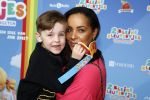 Amsterdam 1 mei 2022
Premiere 2 kleine kleutertjes bedacht door Jan Smit .
Dyantha Brooks met zoon en met een vriendin