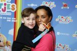 Amsterdam 1 mei 2022
Premiere 2 kleine kleutertjes bedacht door Jan Smit .
Dyantha Brooks met zoon en met een vriendin