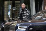 Amsterdam 23 april 2022
Amanda Balk met haar nieuwe vriend Edward den Hollander in Amsterdam bij Ferilli. Ze kwamen aanrijden met zijn Rolls Royce