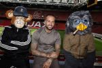 Amsterdam 6 mei 2022
Dave Roelvink met Feevie en DJ Uil in Johan Cruijff arena . dave is verbonden aan FEEV . Feev gaat de wereld van Tickets Hotels en vliegtickets veranderen en het socialer maken . Het leven moet een feestje zijn .