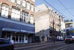 Amsterdam 26 april 2022
Ferry Doedens heeft een nieuw appartement gekocht 300 meter bij zijn oude appartement vandaan.