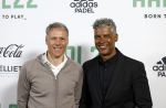 Utrecht 24 april 2022
Opening hal 22.        ( Padel bowling fitness en squash)
De eigenaren zijn Marco v Basten Frank Rijkaard Parry Overeem Barry Atsma en Edwin Oosterlaar.