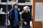 Amsterdam 9 mei 2022
Frans Weisz en zijn vrouw Regina Weisz wandelend door Amsterdam zuid