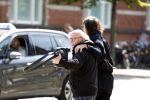 Amsterdam 9 mei 2022
Frans Weisz en zijn vrouw Regina Weisz wandelend door Amsterdam zuid