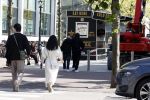 Amsterdam 9 mei 2022
Frans Weisz en zijn vrouw Regina Weisz wandelend door Amsterdam zuid