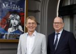Amsterdam 19 april 2022
Castpresentatie van Les Miserables met oa Sem Gerritsma, Channah Hewitt Mark Roy Luykx Ellen Pieters Milan van Waardenburg Freek Bartels Vajen van den Bosch Producenten Hans Cornelissen en Ruud de Graaf in Koninklijk Theater Carre.